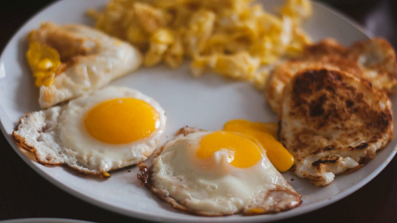 Что будет, если есть яйца каждый день? Отвечает диетолог