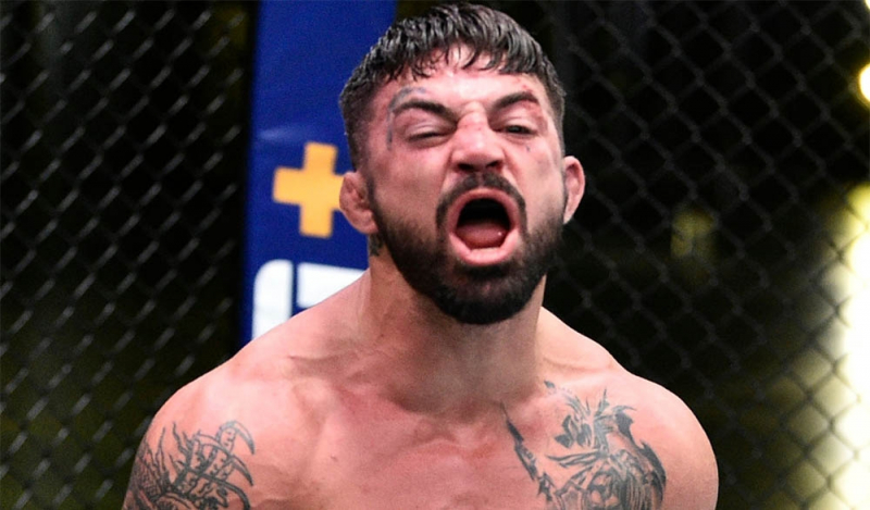 Боец UFC Майк Перри шокировал фанатов очередным тревожным видео
