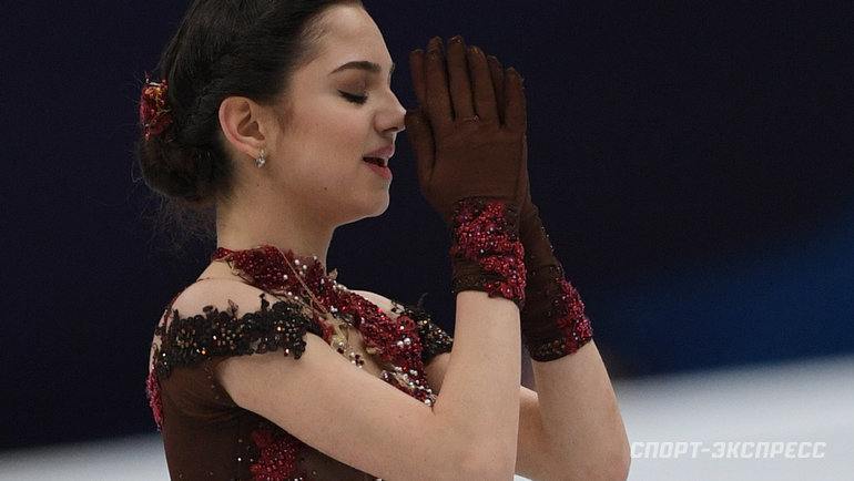 Медведева исполнила олимпийскую программу Пхенчхана с двумя прыжками